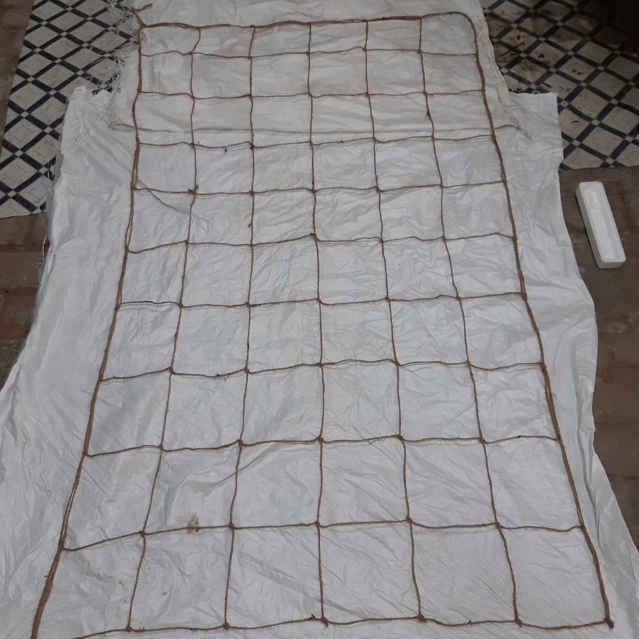 Natural Bio Degradable Jute Trellis Netting for gardening
